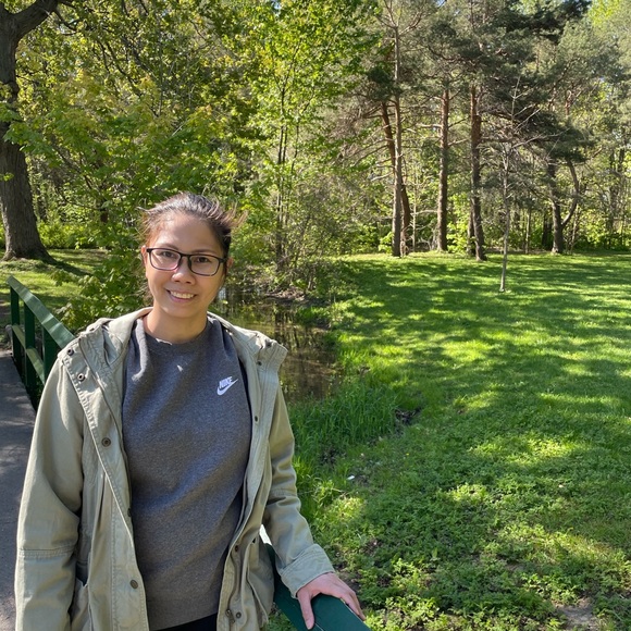 Meet your Posher, Toni - Picture 1 of 1